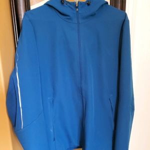 Lululemon Men's Outpour Rain Jacket